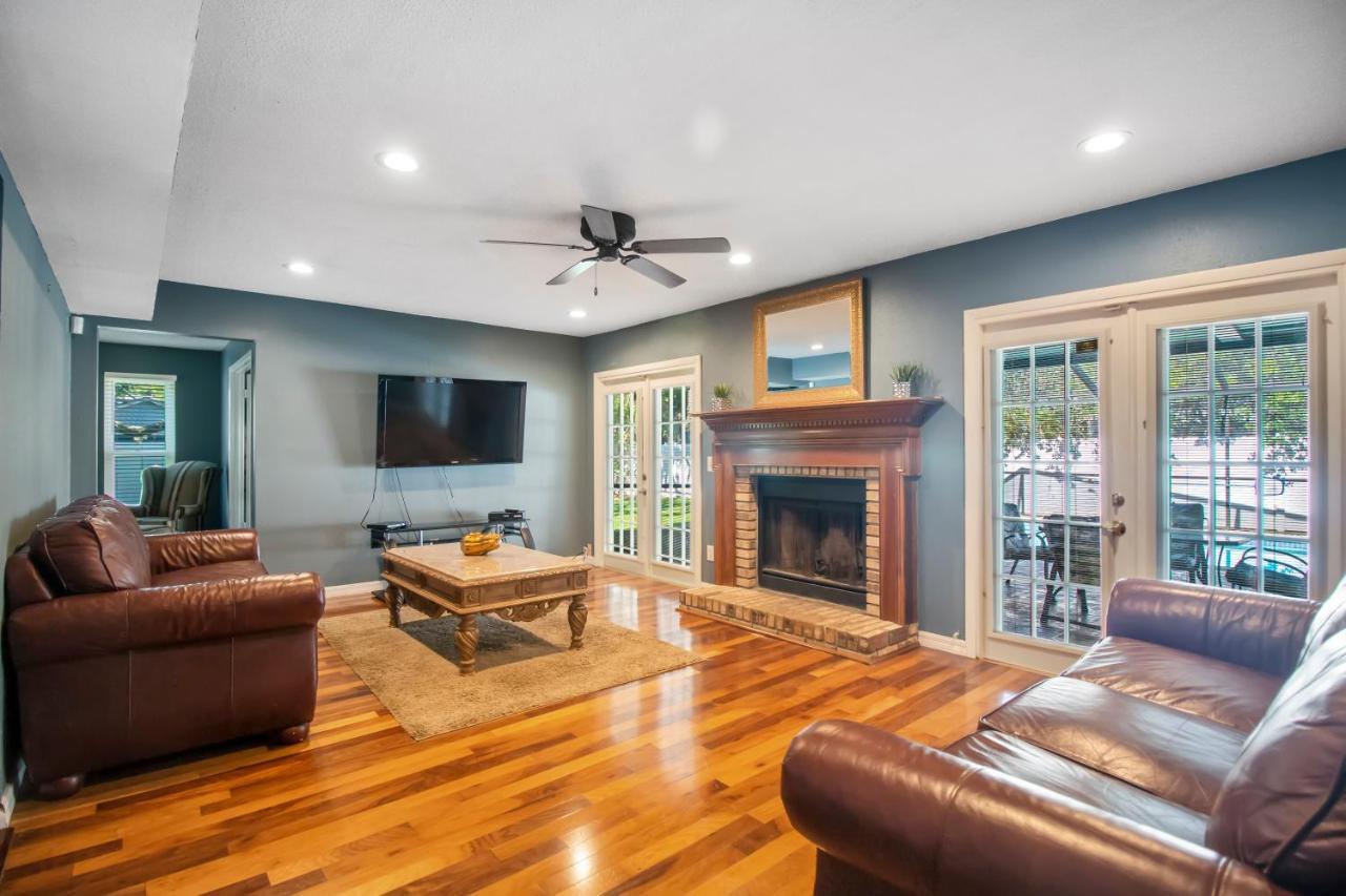 Tampa Bay Pool Home With Heated Pool Брендон Екстер'єр фото